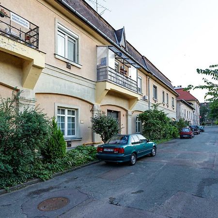 Sophie Apartman Eger Bagian luar foto